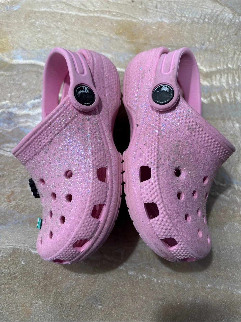 CROCS Kids Pink Clog Sandals with Daisy Charm Lightweight Size Kid C9